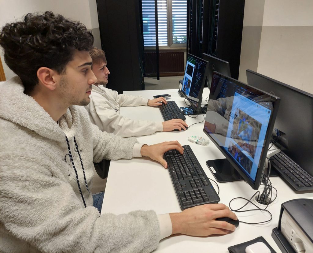 2025 - immagini in python 7