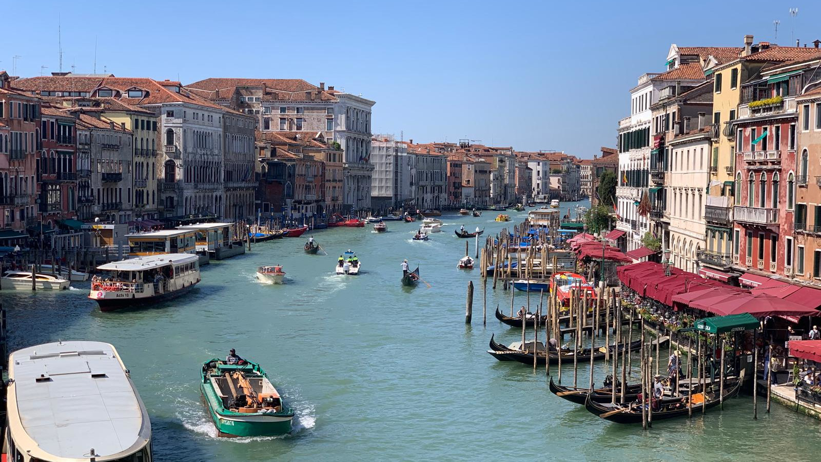 Venezia tra vele e vetrate